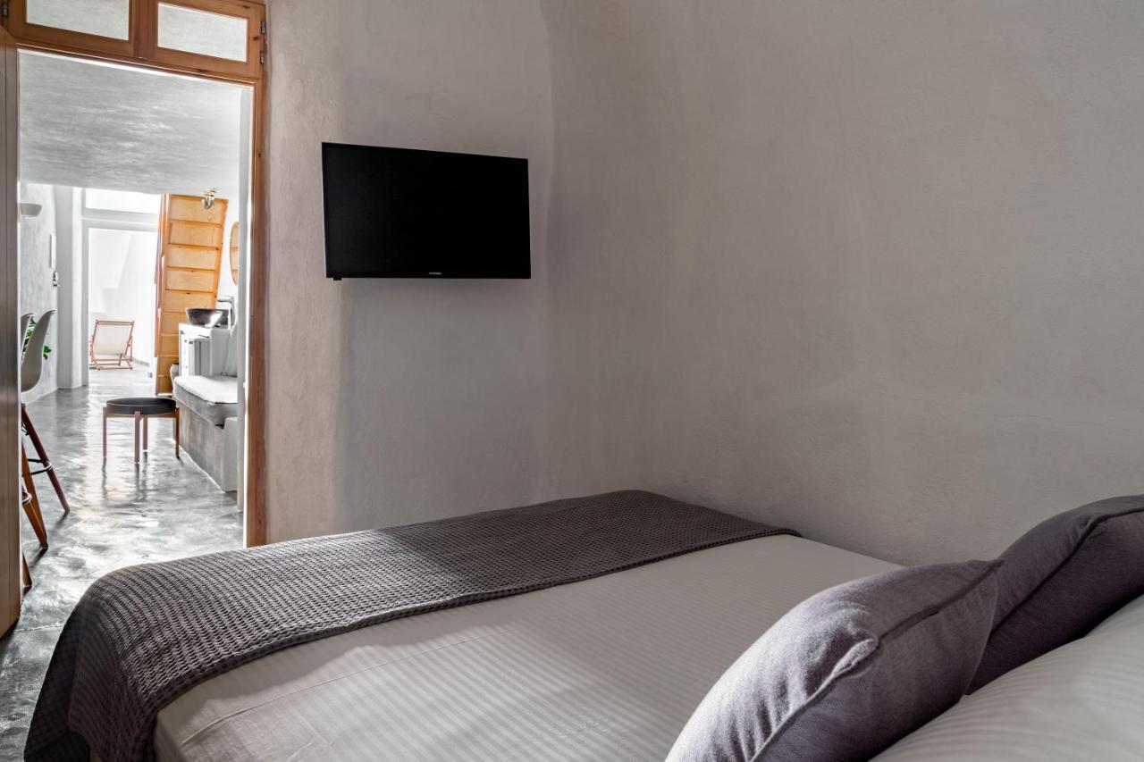 Akron Cliff Suite Fira  Ngoại thất bức ảnh