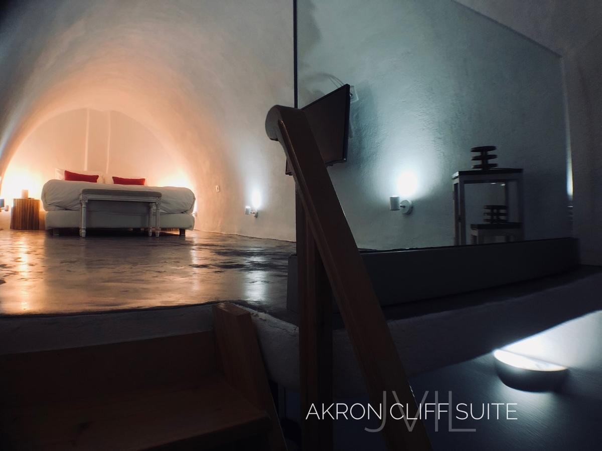 Akron Cliff Suite Fira  Ngoại thất bức ảnh